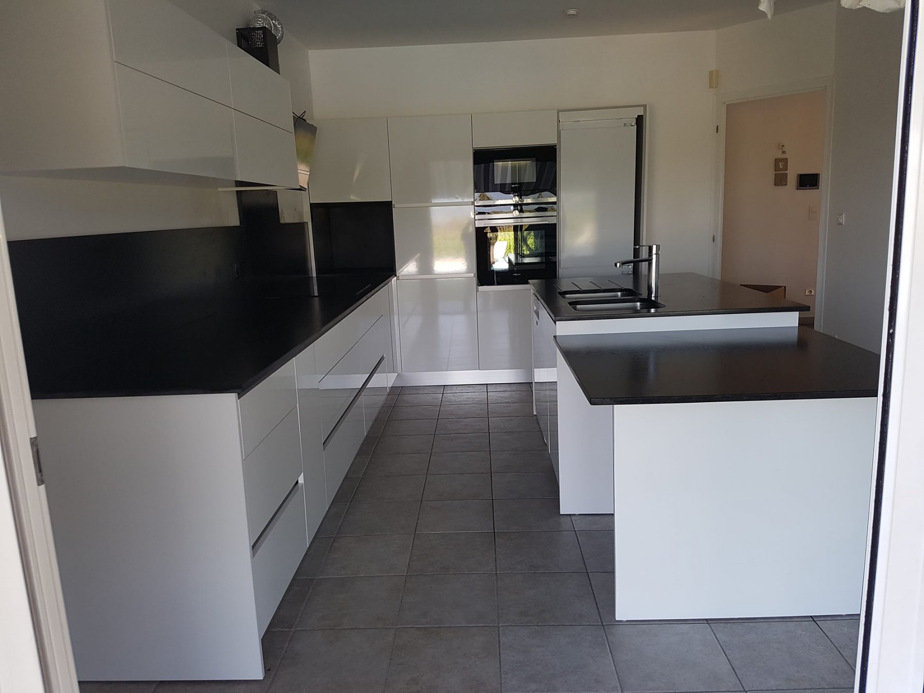 Cuisine – Blanc, noir