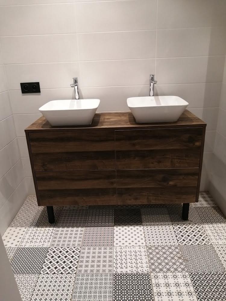Meuble salle de bains – Marron foncé