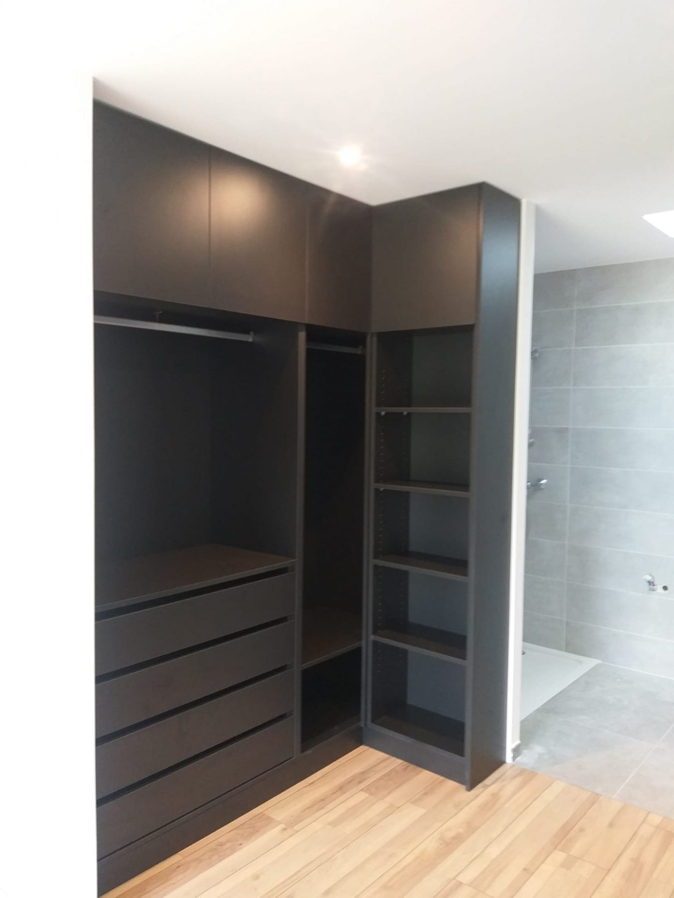 Dressing – Gris souris