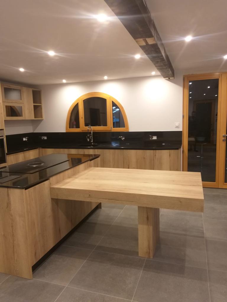 Cuisines – bois et noir