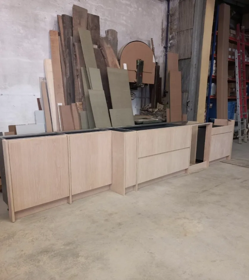 Fabrication meuble de cuisine en menuiserie